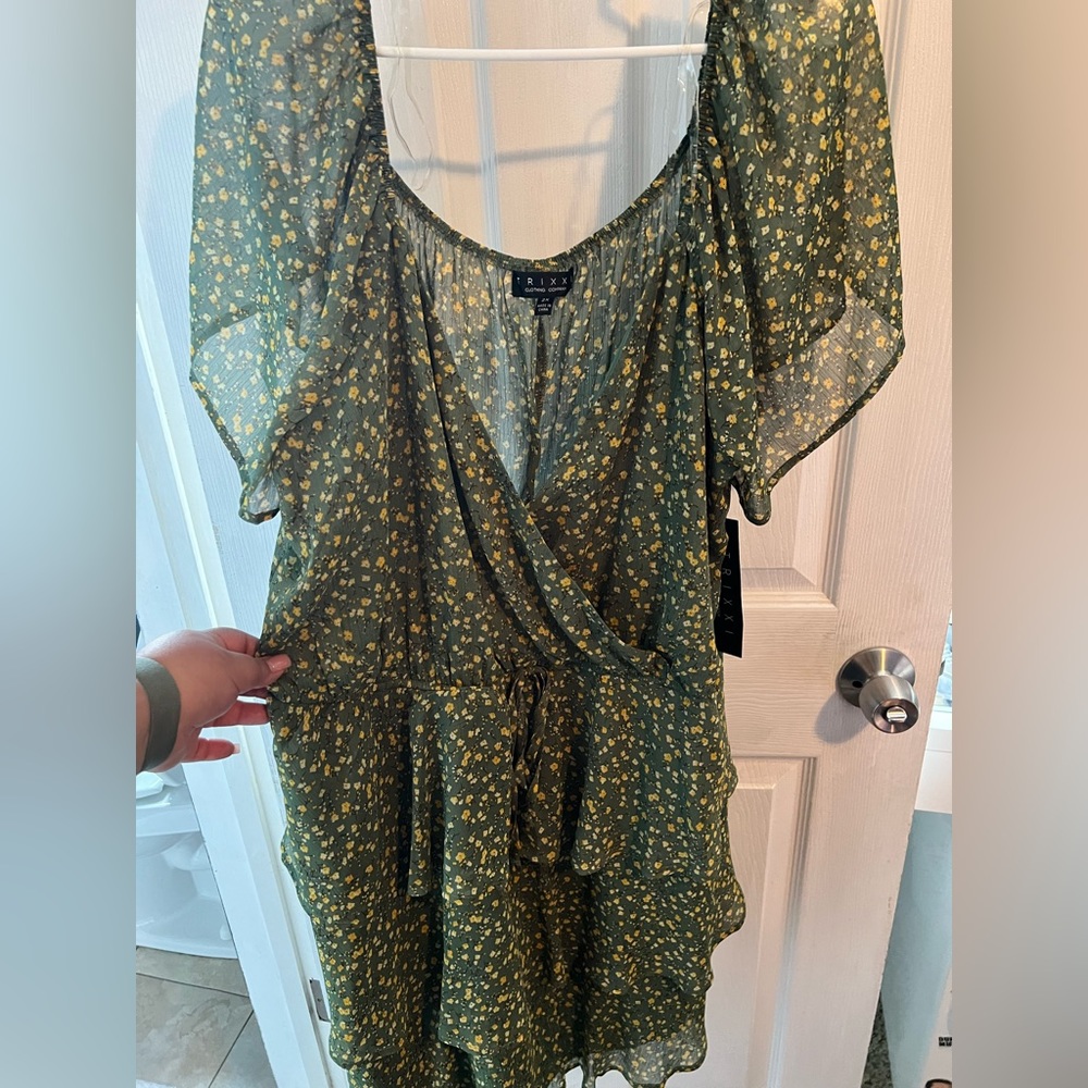 Green summer time floral dress